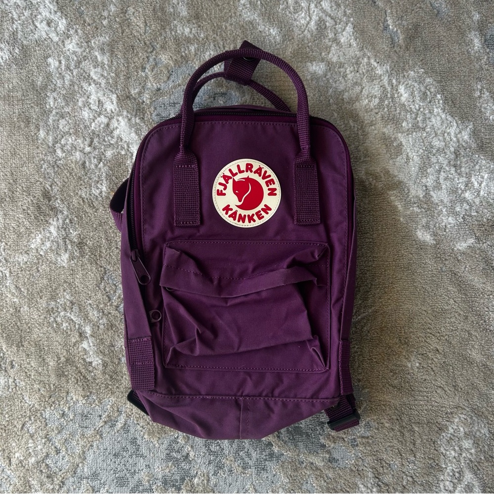 NWT Fjallraven Kanken Mini Bag 421 - Royal Purple